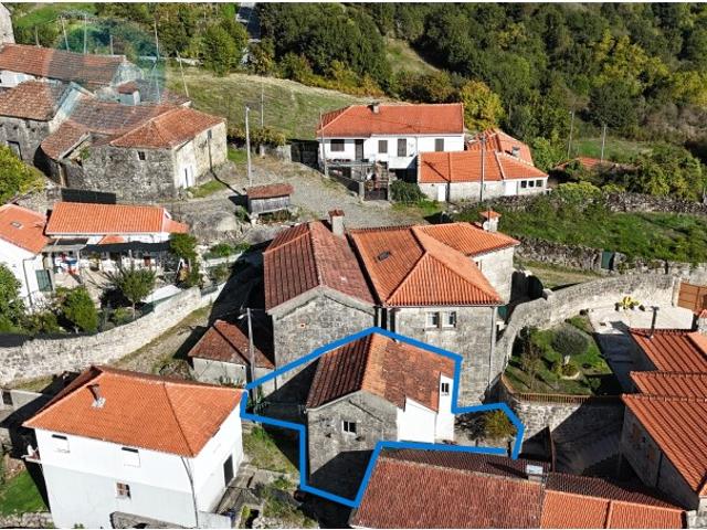 Moradia à venda Teixugueiras Cabeceiras de Basto
