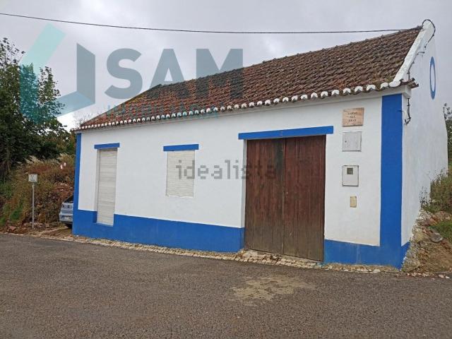 Moradia, Abrigada e Cabanas de Torres