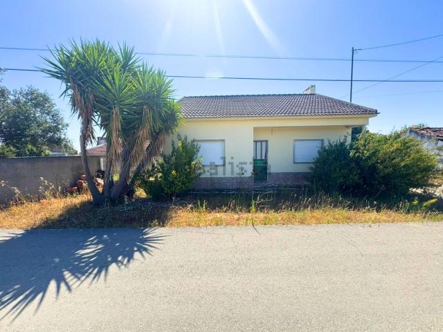 Moradia, Achete Azoia de Baixo Póvoa de Santarém