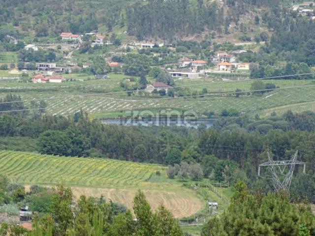 Moradia, Águas Santas e Moure