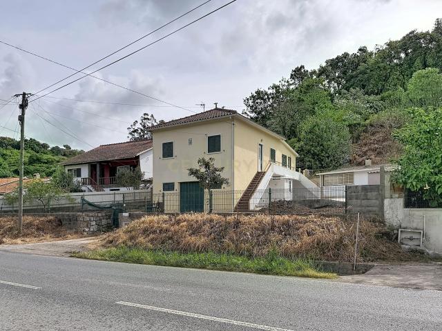 Moradia Alcobaça Com terreno