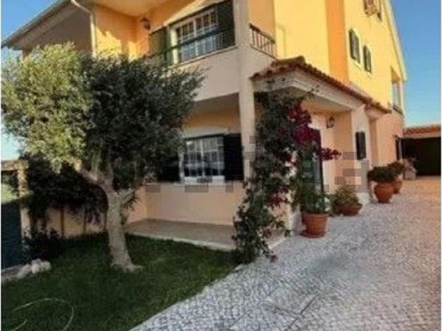 Moradia, Alcabideche