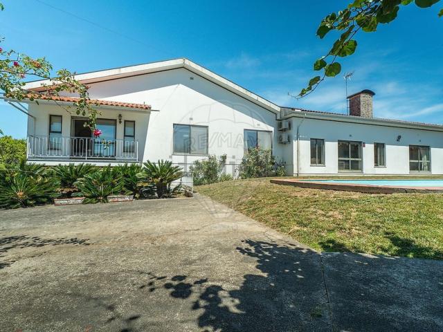Moradia, Albergaria a Velha e Valmaior