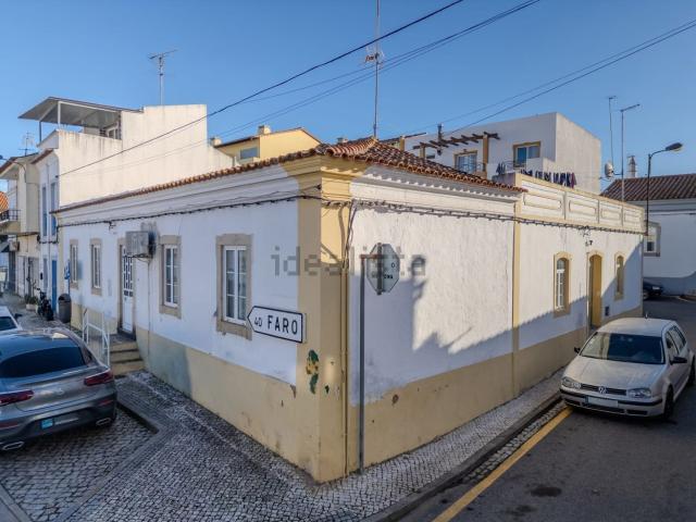 Moradia, Algoz e Tunes