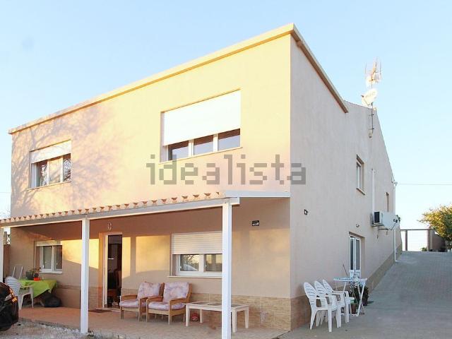 Moradia, Algoz