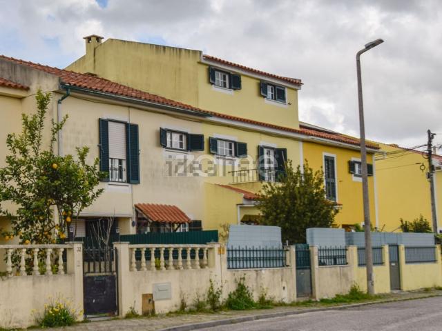 Moradia, Algueirão Mem Martins