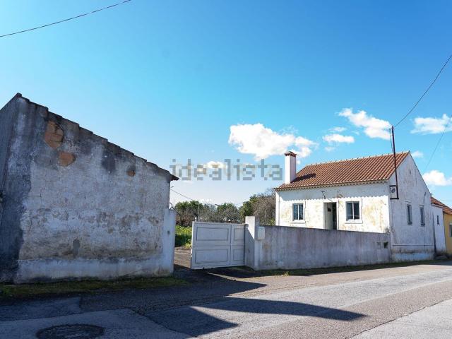 Moradia, Aldeia do Mato e Souto