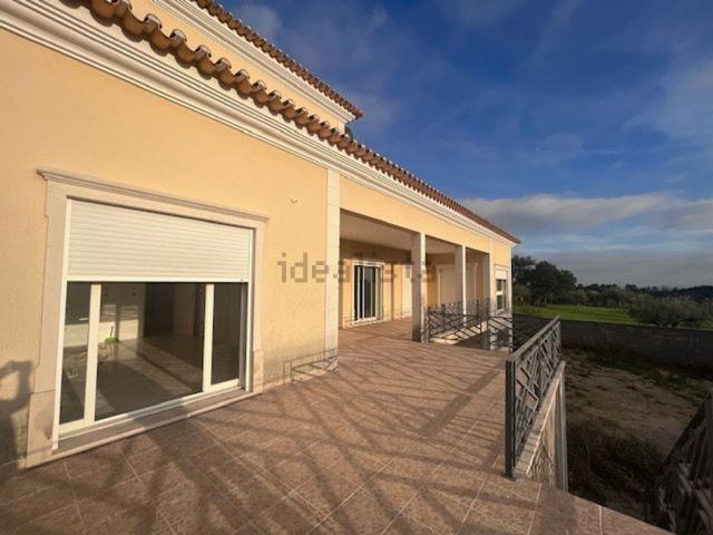 Moradia, Além da Ribeira e Pedreira