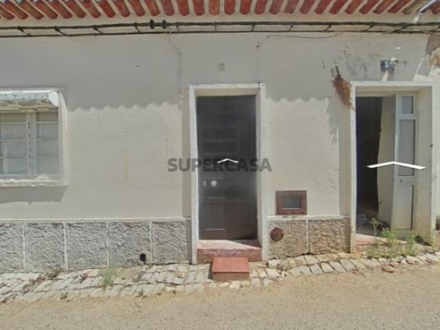 Moradia Alentejana na zona Histórica