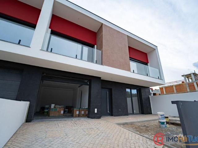Moradia Alhos Vedros | 26064069942