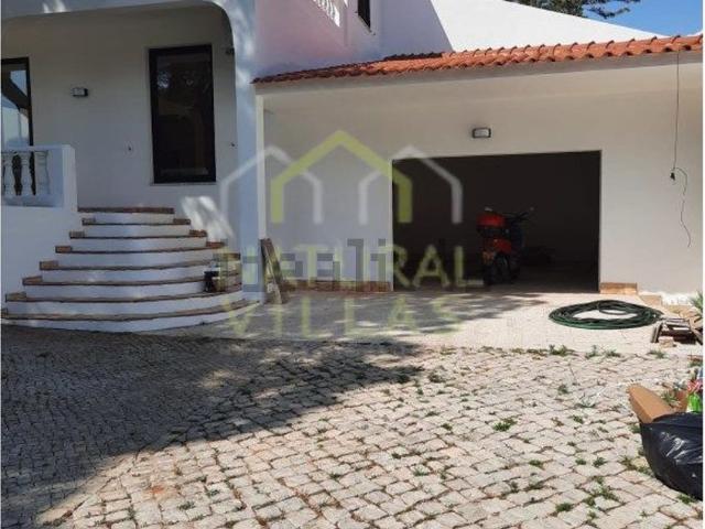 Moradia, Almancil
