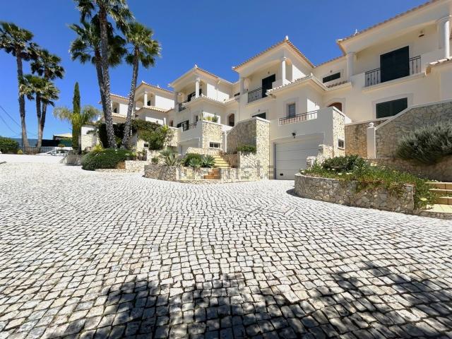 Moradia, Almancil