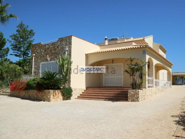 Moradia, Almancil