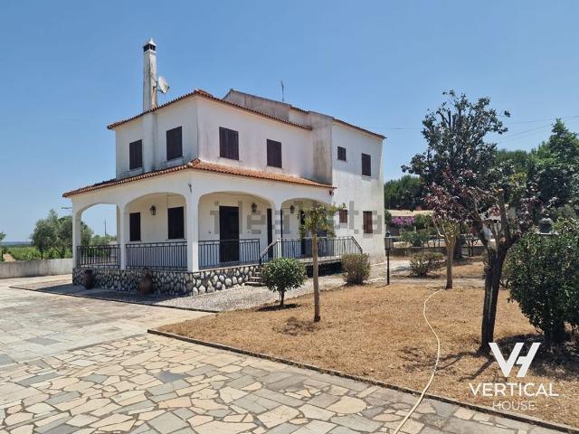 Moradia, Almeirim