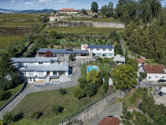Moradia, Alpendorada Várzea Torrão