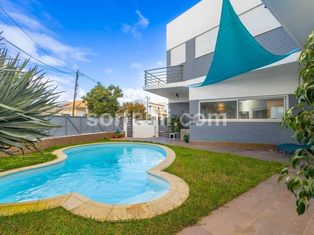 Moradia, Alvor