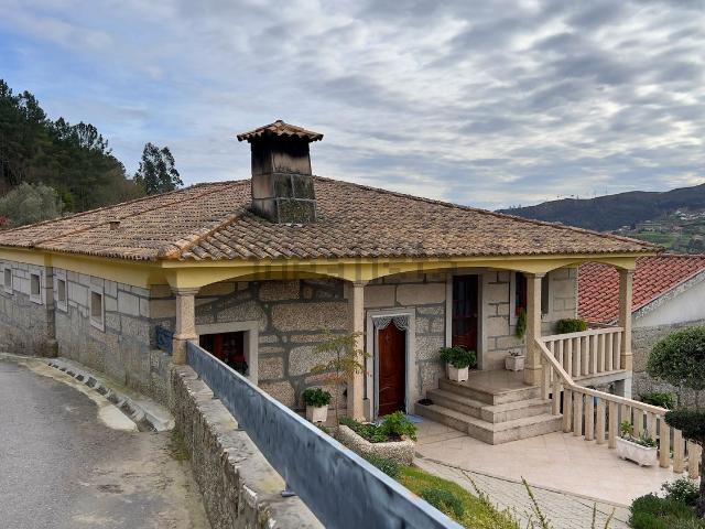 Moradia, Alvite e Passos