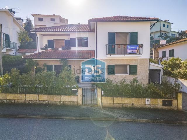 Moradia, Amarante São Gonçalo Madalena Cepelos Gatão