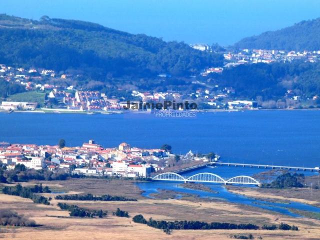 Moradia antiga, pedra, apalaçada, 4 quartos. Portugal, Viana. 340m² Caminha Matriz