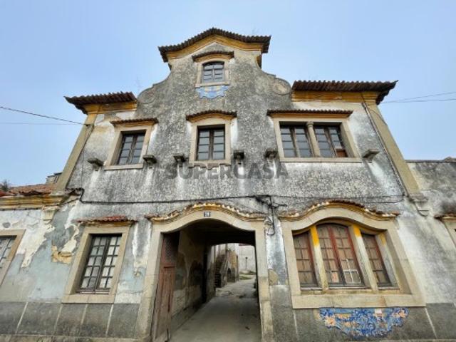 Moradia Apalaçada Histórica em Cacia Um Símbolo da História Local