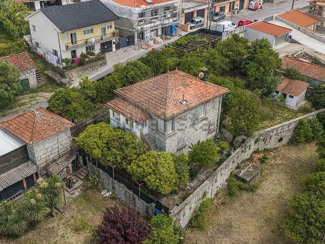 Moradia, Arões São Romão