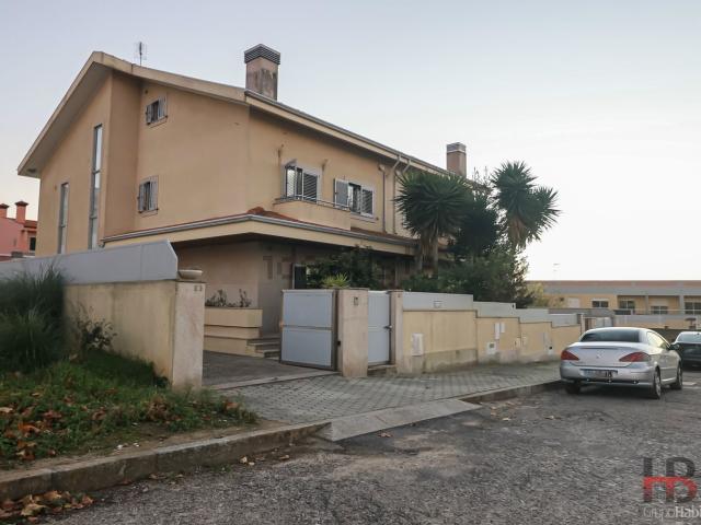 Moradia, Arcozelo