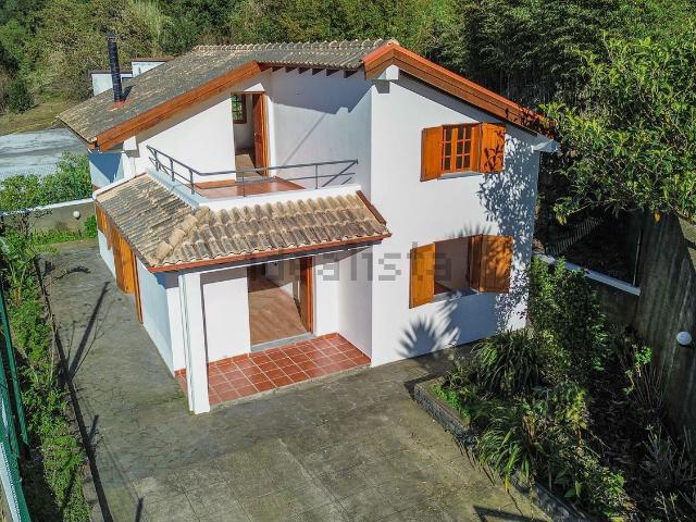 Moradia, Arco de São Jorge