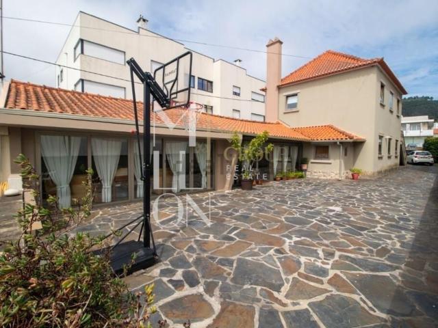 Moradia, Areosa