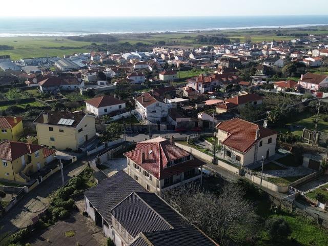 Moradia, Areosa