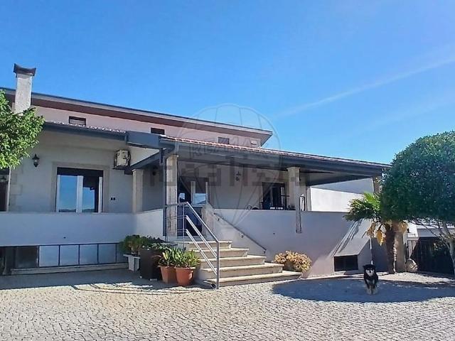 Moradia, Areias