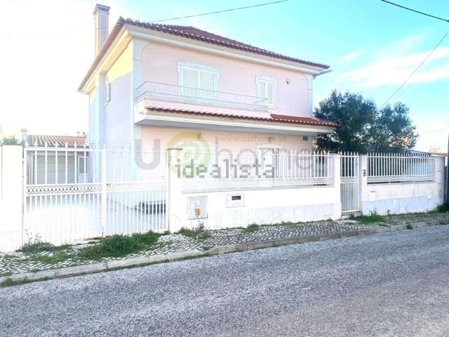 Moradia, Aroeira Norte, Charneca da Caparica e Sobreda