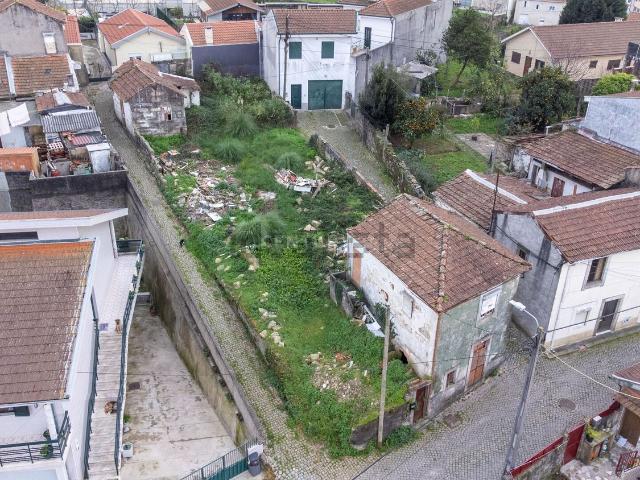Moradia, Baguim do Monte