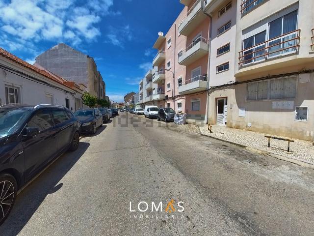 Moradia, Baixa da Banheira e Vale da Amoreira