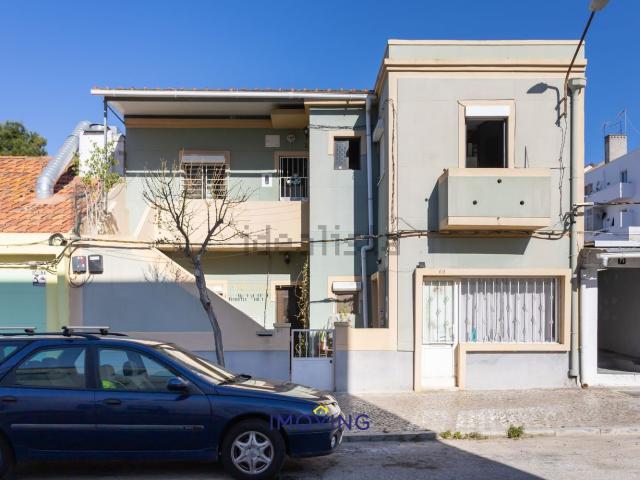Moradia, Baixa da Banheira e Vale da Amoreira