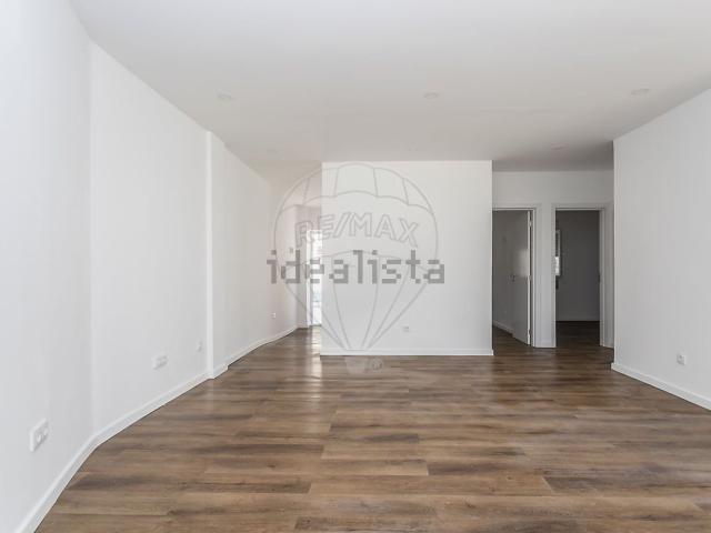 Moradia, Baixa da Banheira e Vale da Amoreira