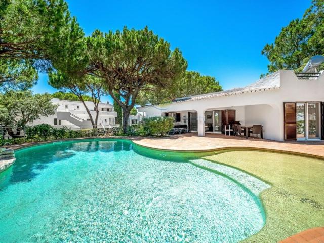 Moradia, Balaia, Albufeira e Olhos de Água