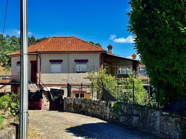 Moradia, Baltar