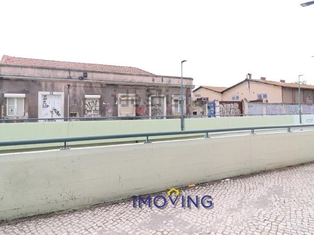 Moradia, Barreiro e Lavradio