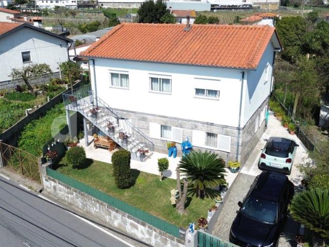 Moradia Bi Familiar Novidade!
