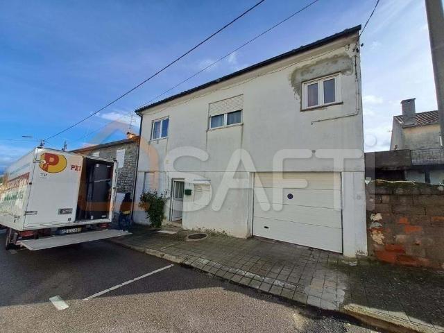 Moradia bi familiar Bragança Mãe de Água 154m² Sé, Santa Maria e Meixedo