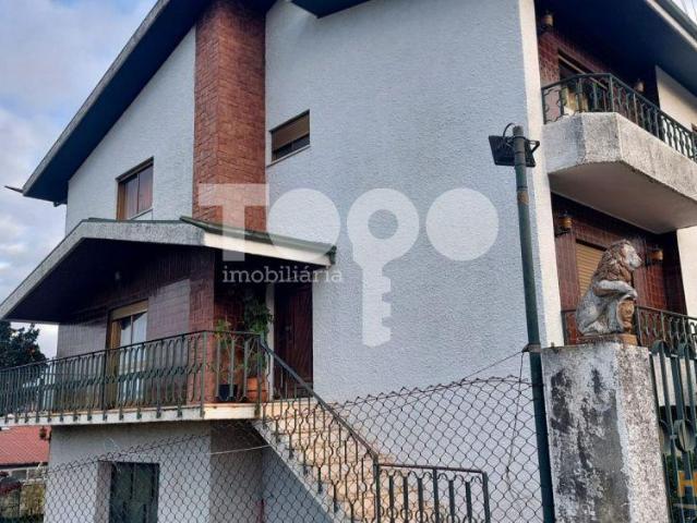 Moradia BI Familiar T5 Em Rio Tinto | 26063440532
