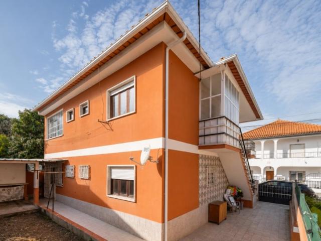 Moradia Bifamiliar