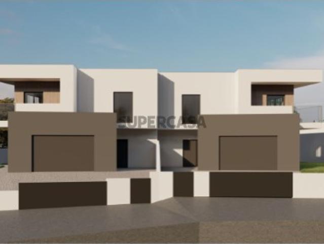 Moradia Bifamiliar T3 CHAVE NA MÃO 395.000€ por unidade