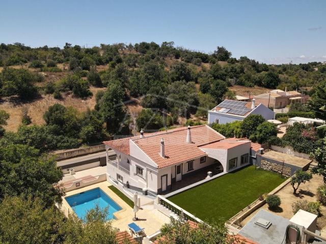Moradia, Boliqueime