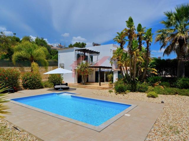 Moradia, Boliqueime