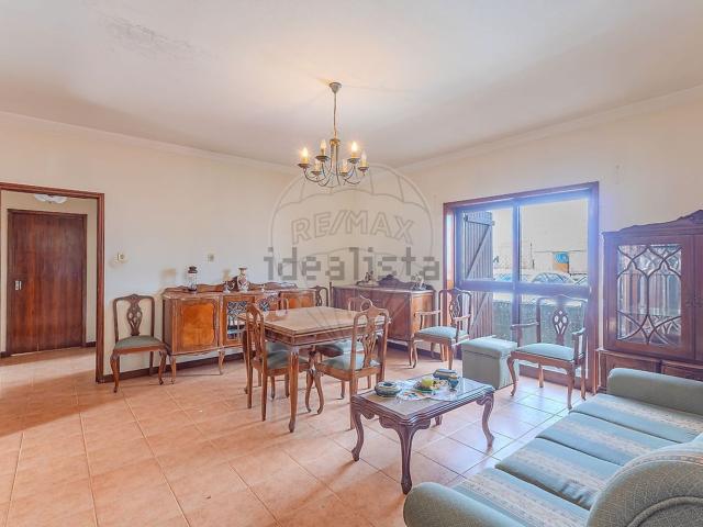 Moradia, Branca