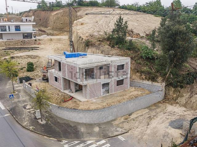 Moradia, Britelo Gémeos Ourilhe