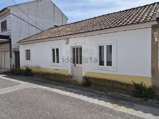 Moradia, Brogueira Parceiros de Igreja Alcorochel