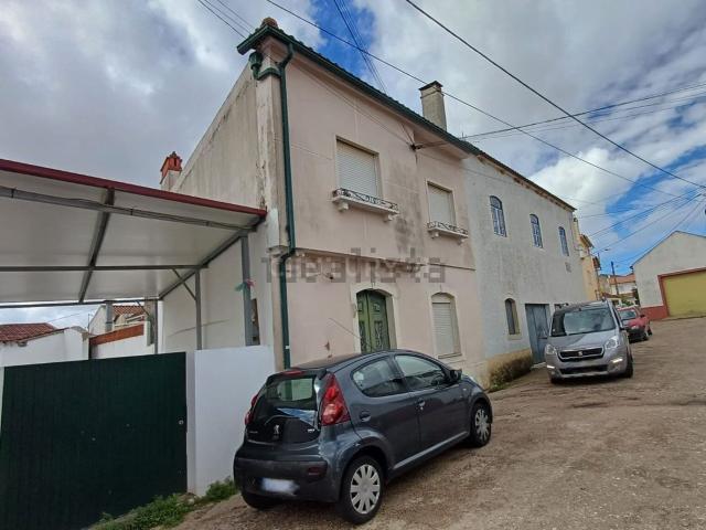 Moradia, Brogueira Parceiros de Igreja Alcorochel