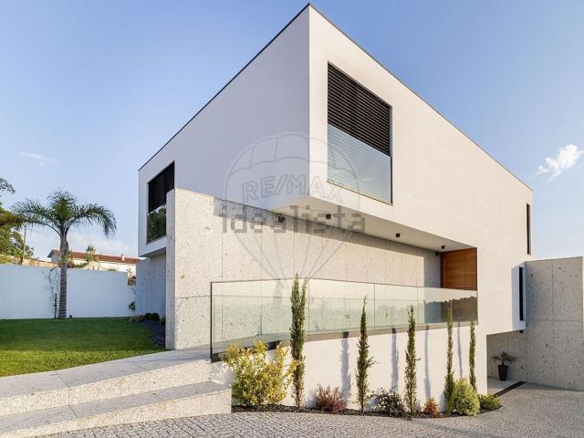 Moradia, Brufe